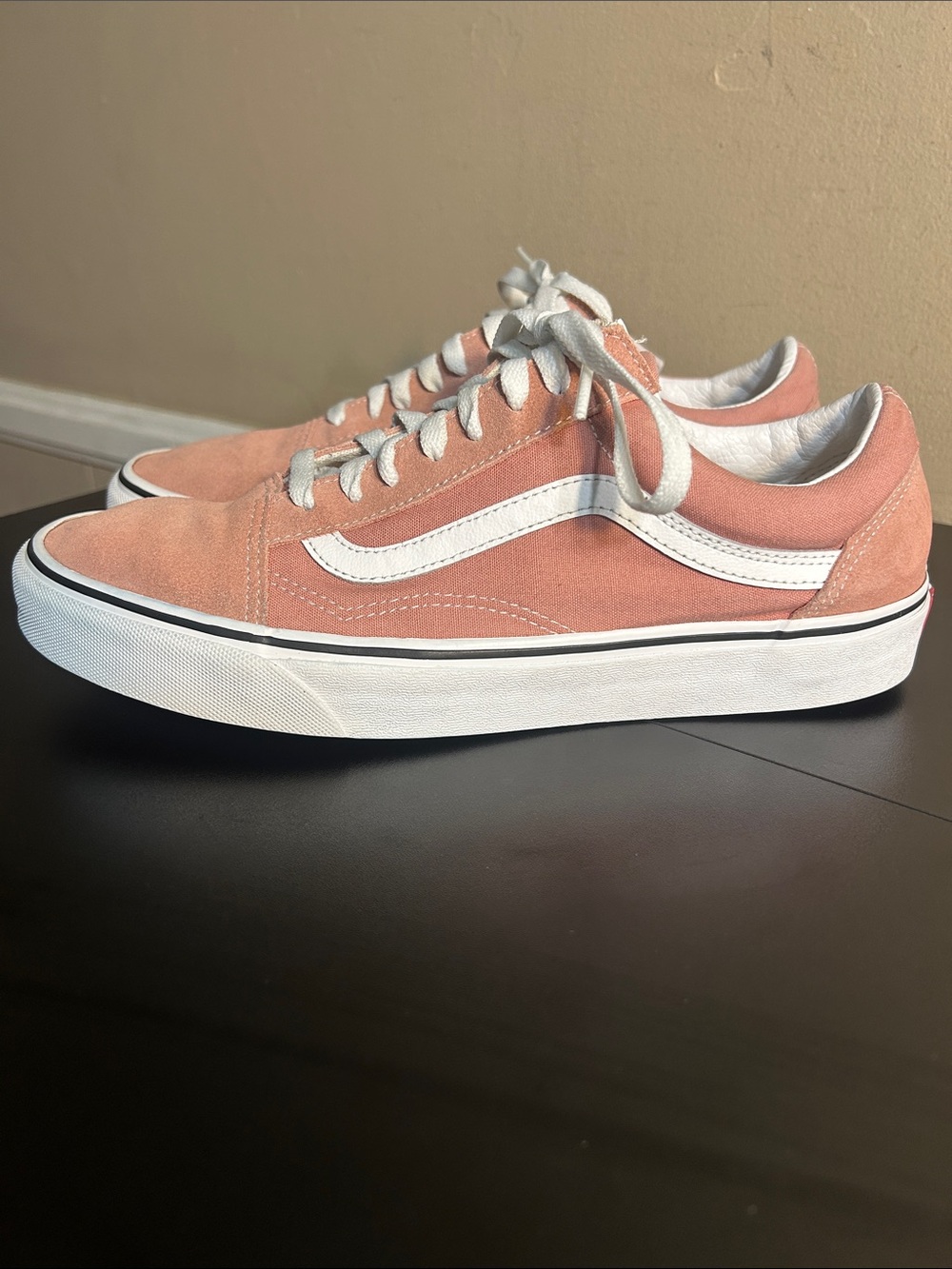 Vans Old Skool 'Peach Pink Mens 9.5 or Women’s 11.